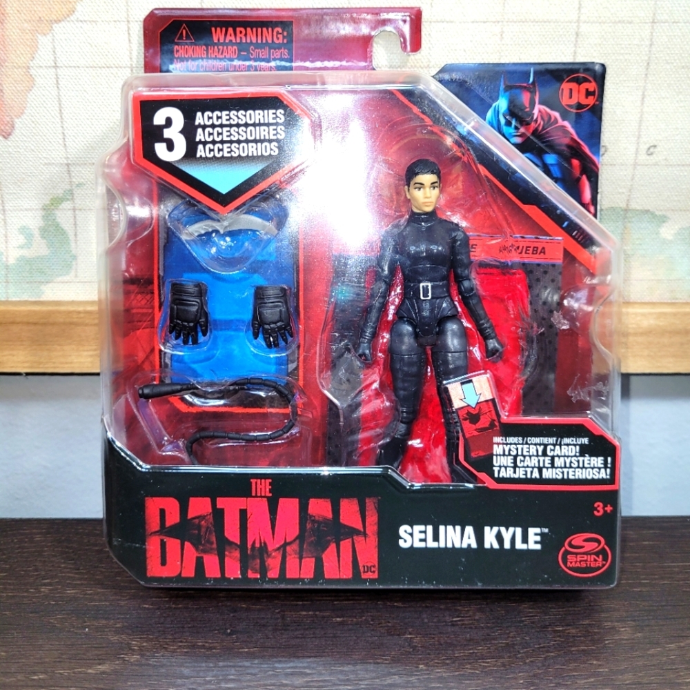 BRAND NEW The Batman Movie Selina Kyle 4" Figure MOC Spin Master 2021